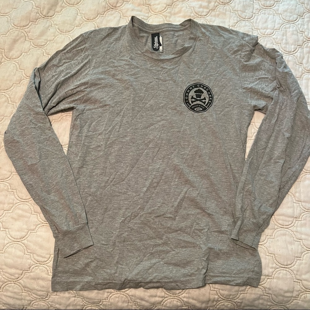 Johnny Cupcakes Basics long sleeve Mens medium